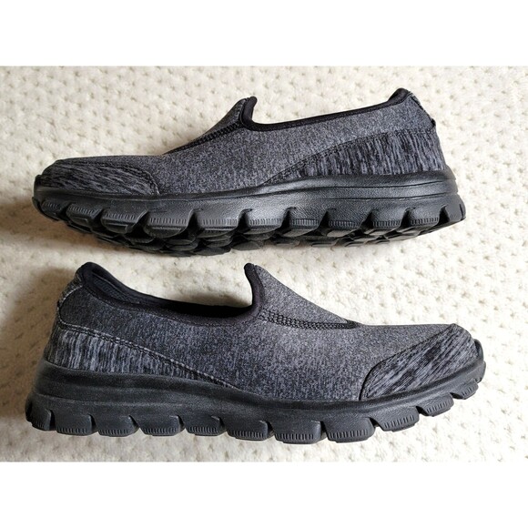 EUC Skechers Memory Foam Slip On Walking Sneakers Heather Black 22188R, size 7 - Picture 3 of 8